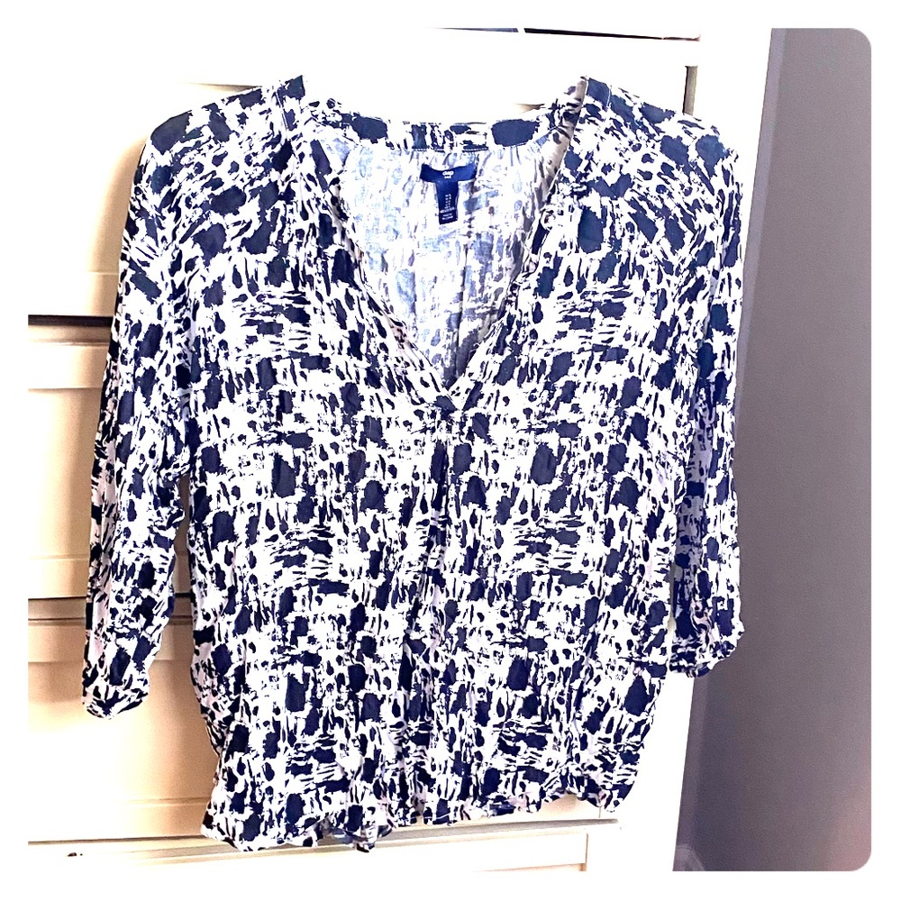 Black and white blouse